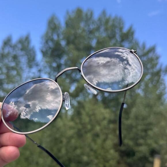 Free people far out round sunglasses grey gray lenses - Picture 2 of 11